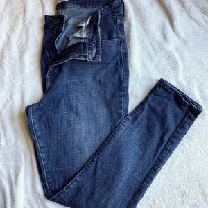 Levi’s 721 High Rise Skinny